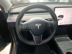 Tesla Model Y Rear-Wheel Drive - ფოტო 11