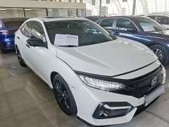 Honda Civic Hatchback 220 Turbo CVT Trendy Control - ფოტო 4