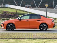Lynk & Co 03 2025 1.5TD DCT Champion Edition Pro - ფოტო 5