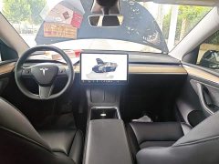 Tesla Model Y 2022 Facelift Rear-Wheel Drive - ფოტო 10