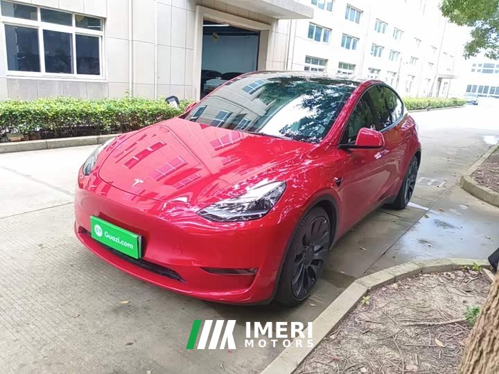 Tesla Model Y Performance All-Wheel Drive
