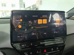 Volkswagen ID.3 Outstanding Edition - ფოტო 13