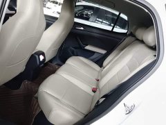 Volkswagen Touareg Sharp 1.5L Sharp Pro - ფოტო 17