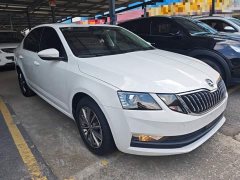 Skoda Octavia 1.5L Automatic Comfort Edition - ფოტო 4