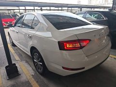 Skoda Octavia 1.5L Automatic Comfort Edition - ფოტო 5