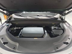 Li Auto L9 2023 Pro - ფოტო 20