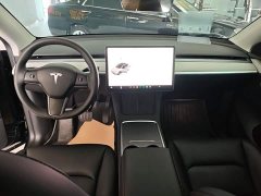 Tesla Model Y Rear-Wheel Drive - ფოტო 5