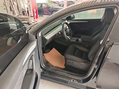 Tesla Model Y Rear-Wheel Drive - ფოტო 11