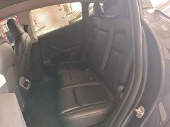 Tesla Model Y Rear-Wheel Drive - ფოტო 12