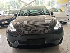 Tesla Model Y Rear-Wheel Drive - ფოტო 2