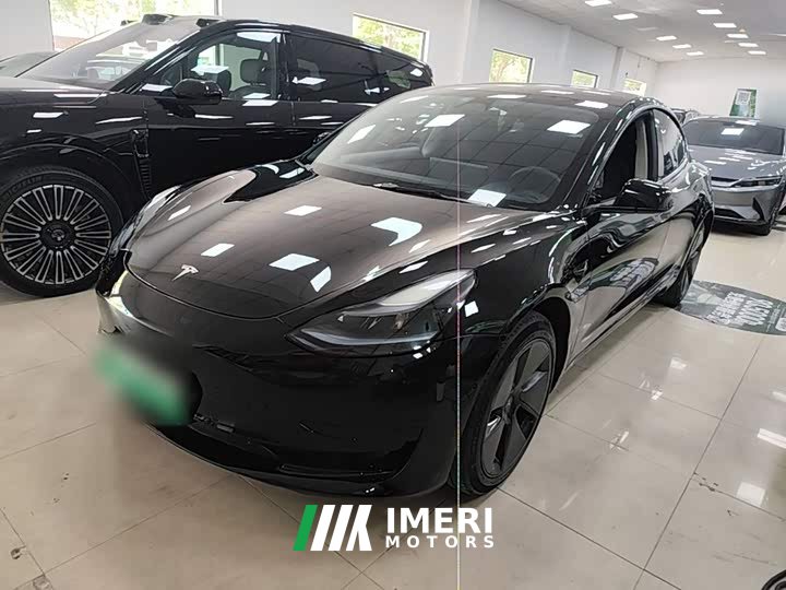Tesla Model 3 Rear-Wheel Drive
