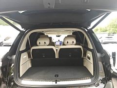 NIO ES8 Six-Seat Executive Signature Edition - ფოტო 4