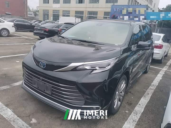 Toyota Sienna 2.5L Hybrid Premium Edition