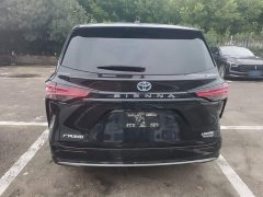 Toyota Sienna 2023 2.5L Hybrid Premium Edition - ფოტო 6