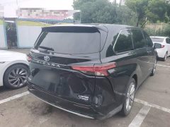 Toyota Sienna 2023 2.5L Hybrid Premium Edition - ფოტო 7