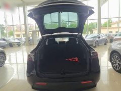 Tesla Model Y Standard Range RWD - ფოტო 19