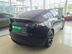 Tesla Model Y Standard Range RWD - ფოტო 7