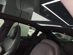 Tesla Model Y L Long Range All-Wheel Drive - ფოტო 18