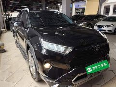 Toyota RAV4 2021 2.0L CVT FWD Fashion Plus Edition - ფოტო 4
