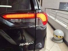 Toyota RAV4 2021 2.0L CVT FWD Fashion Plus Edition - ფოტო 8