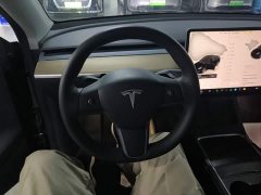 Tesla Model Y Long Range All-Wheel Drive - ფოტო 11