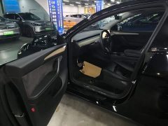 Tesla Model Y Long Range All-Wheel Drive - ფოტო 16