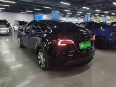 Tesla Model Y Long Range All-Wheel Drive - ფოტო 5