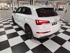 Audi Q5L 40 TFSI Fashion Dynamic - ფოტო 5