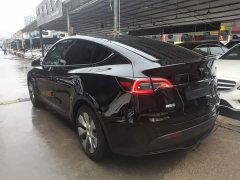 Tesla Model Y Long Range All-Wheel Drive - ფოტო 5