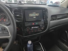 Mitsubishi Outlander 2.0L FWD Comfort 5-Seater - ფოტო 13