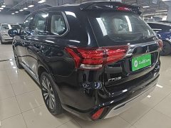 Mitsubishi Outlander 2.0L FWD Comfort 5-Seater - ფოტო 5