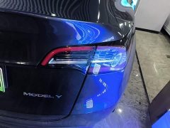 Tesla Model Y Rear-Wheel Drive - ფოტო 8
