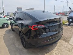 Tesla Model Y Rear-Wheel Drive - ფოტო 5