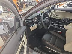 Lynk & Co Geely Lynk & Co 06 EM-P 1.5T Remix PHEV Pro - ფოტო 12