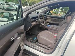 NIO ES8 2026 Seven-Seat Executive Luxury Edition - ფოტო 16