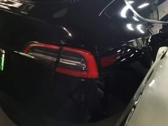 Tesla Model Y Long Range All-Wheel Drive - ფოტო 8
