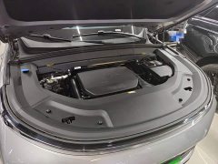 Li Auto L8 Pro - ფოტო 20