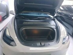 Tesla Model Y Standard Range RWD - ფოტო 20
