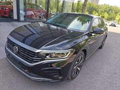 Volkswagen Passat 2024 380TSI Luxury - ფოტო 2