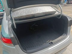 Toyota Corolla Hybrid 1.8H E-CVT Luxury - ფოტო 19