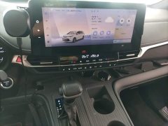 Toyota Sienna 2.5L Hybrid Premium Edition - ფოტო 13