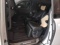 Toyota Sienna 2.5L Hybrid Premium Edition - ფოტო 17