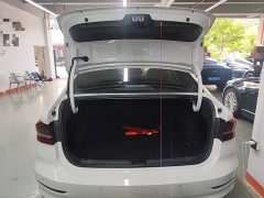 Volkswagen Lavida 1.5L Automatic Comfort - ფოტო 19