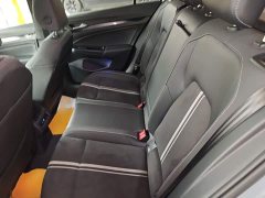 Volkswagen Golf 280TSI DSG 30th Anniversary Edition - ფოტო 17