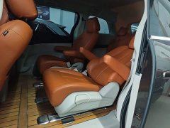 Buick GL8 Land Business Class Comfort Edition - ფოტო 13