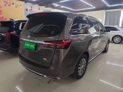 Buick GL8 Land Business Class Comfort Edition - ფოტო 5