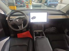 Tesla Model Y Standard Range RWD - ფოტო 10