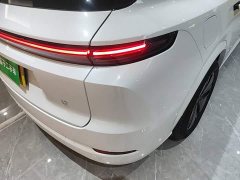 Li Auto L7 Pro - ფოტო 8