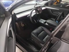 Tesla Model Y Rear-Wheel Drive - ფოტო 12