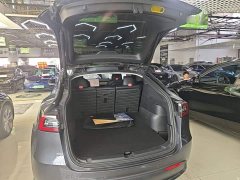 Tesla Model Y Rear-Wheel Drive - ფოტო 15